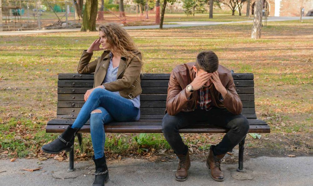 Kata-kata cinta bahasa Inggris dan artinya bikin baper © 2023 brilio.net Kata-kata cinta bahasa Inggris dan artinya bikin baper © 2023 brilio.net