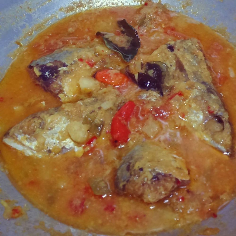 15 Resep pesmol ikan kembung, enak, sederhana, dan mudah dibuat