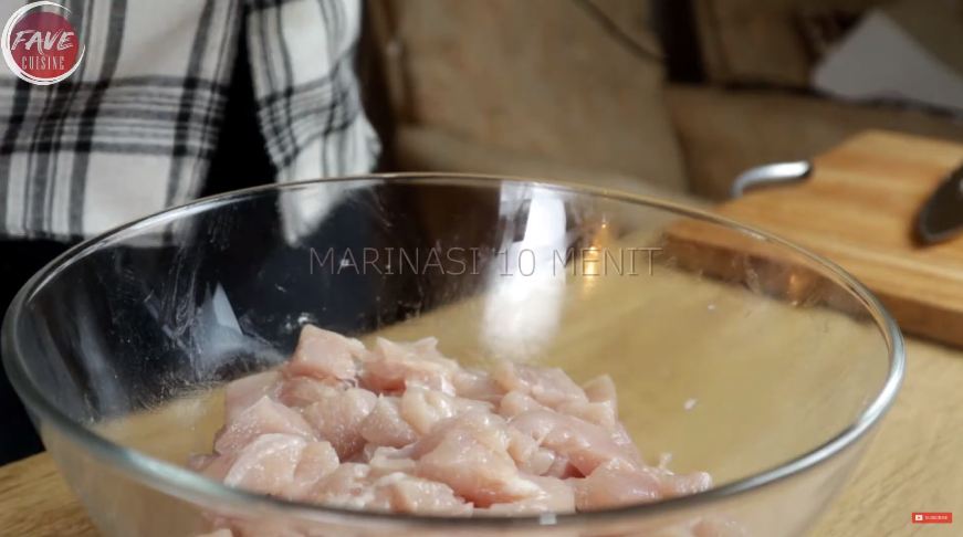 Trik mudah mengolah dada ayam agar hasilnya empuk dan juicy cuma tambah 1 bahan dapur
