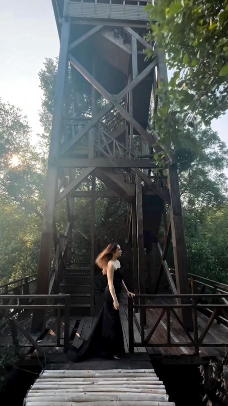 gaya pemotretan putri anne pamer tato © instagram gaya pemotretan putri anne pamer tato © instagram