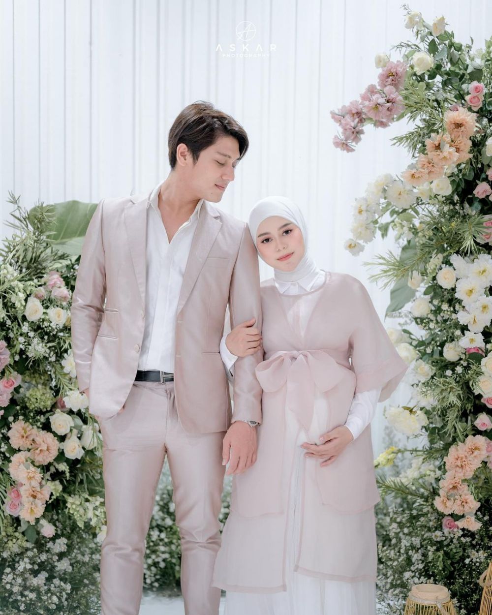 maternity shoot pedangdut bareng suami © berbagai sumber