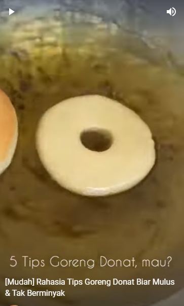 Trik menggoreng donat agar hasilnya mulus, antikempis, dan tak menyerap banyak minyak