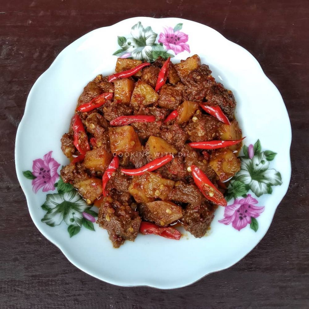 13 Resep krengsengan daging sapi, empuk, bumbu meresap, dan bikin nagih