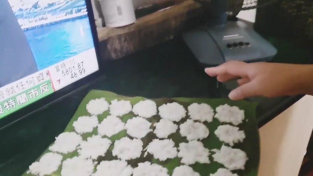 Tanpa perlu dijemur, ini trik bikin rengginang agar kering dan mekar sempurna saat digoreng