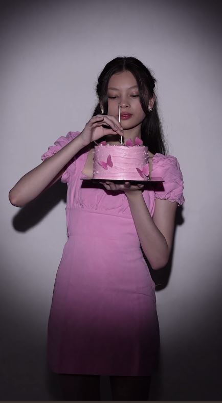 ulang tahun nada tarina ke-14 © 2023 brilio.net ulang tahun nada tarina ke-14 © 2023 brilio.net