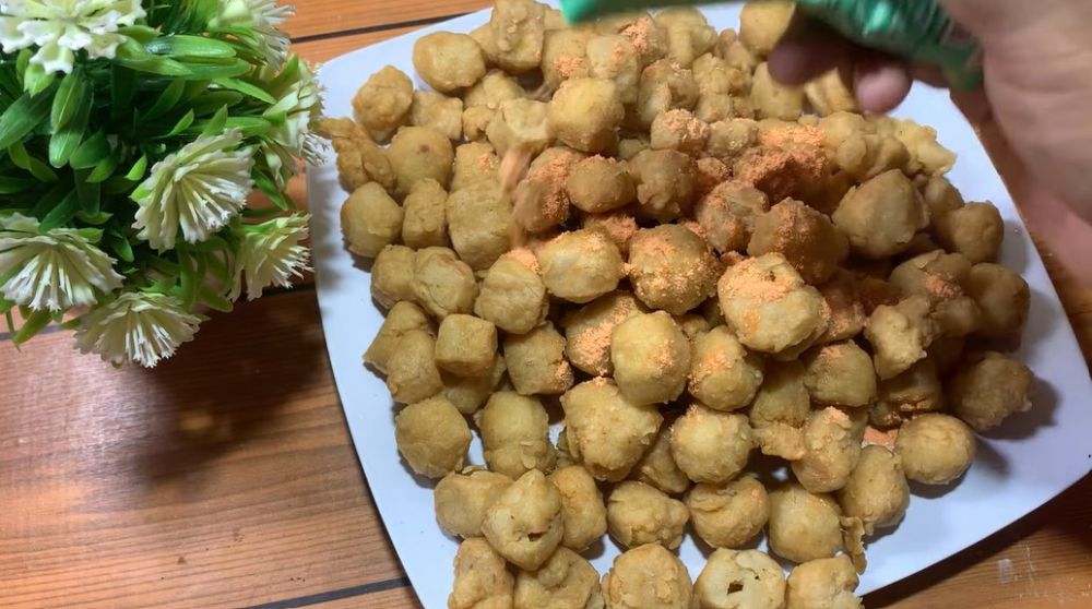 Cukup tambah 2 bahan dapur, ini trik membuat tahu krispi lebih renyah dan tak menyerap banyak minyak