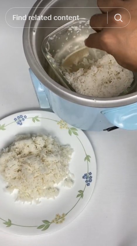 Tak ditambah jeruk nipis atau minyak, ini trik menanak nasi agar tidak lengket di panci rice cooker