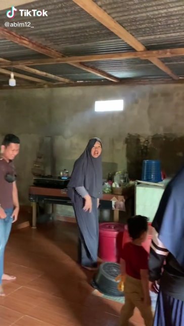 kamar mandi dapur terbuka © TikTok