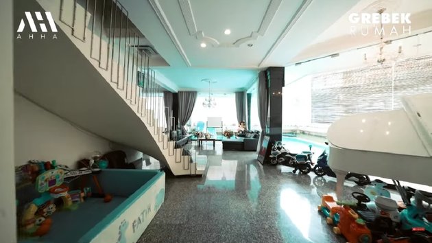 hunian Lesty Kejora pondok indah © YouTube