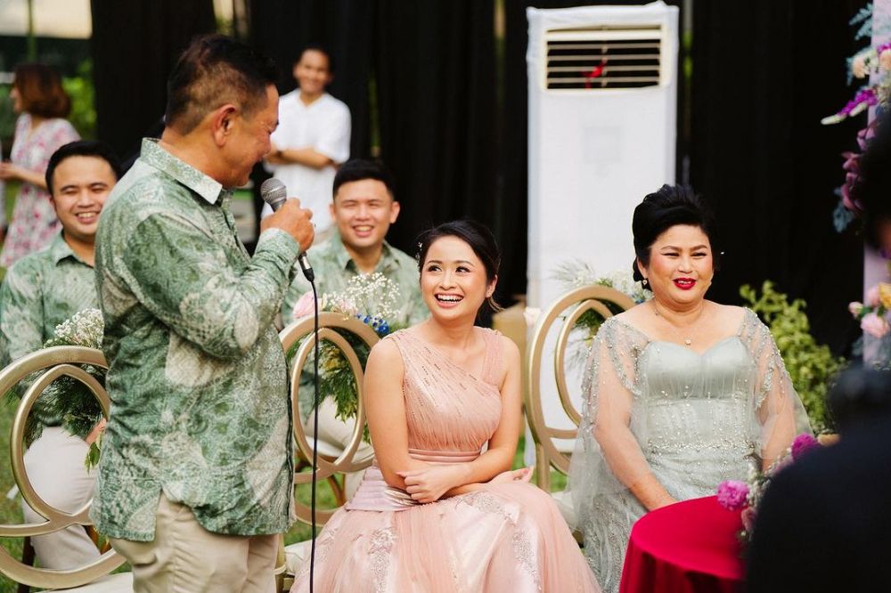 11 Momen pertunangan Gritte Agatha dan Arif Hidayat, pesan sang ibu ke calon mantu bikin ngakak