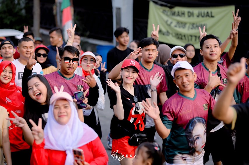 momen seru ayu ting ting ikut gerak jalan santai © instagram