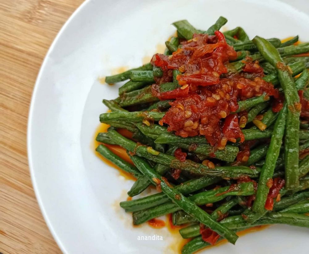 13 Resep tumis kacang panjang pedas, sederhana, dan bumbunya nendang di lidah