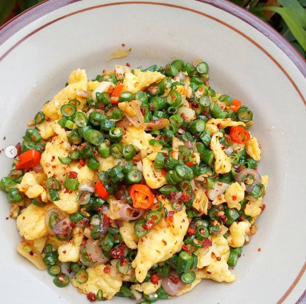 13 Resep tumis kacang panjang pedas, sederhana, dan bumbunya nendang di lidah