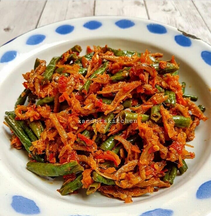 13 Resep tumis kacang panjang pedas, sederhana, dan bumbunya nendang di lidah