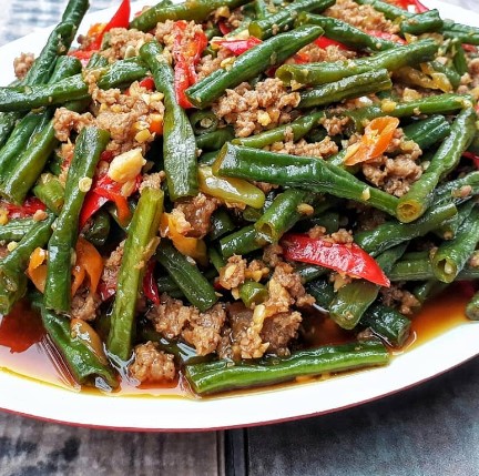 13 Resep tumis kacang panjang pedas, sederhana, dan bumbunya nendang di lidah