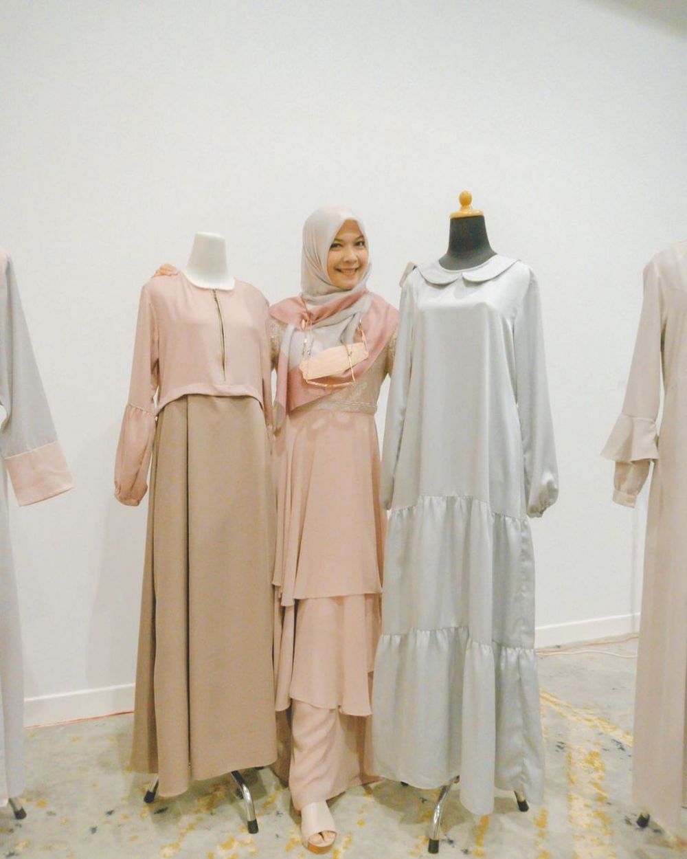  dulu tenar era 80-an kini aktris senior ini pilih jualan baju © berbagai sumber