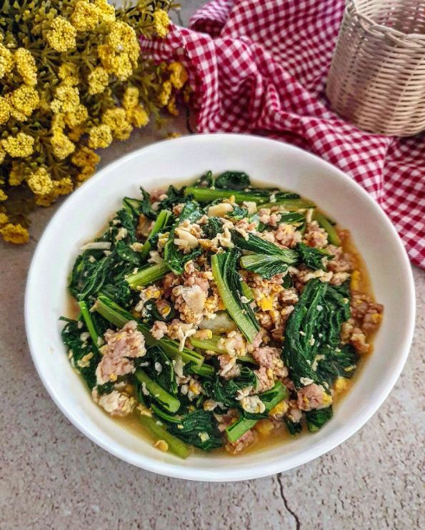 13 Resep tumis sawi hijau telur, enak, sederhana, praktis, dan mudah dibuat