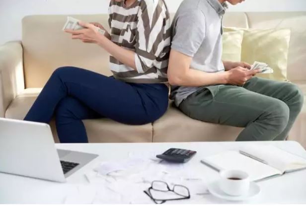 Arti mimpi ditagih utang menurut Islam dan primbon Jawa © 2023 brilio.net