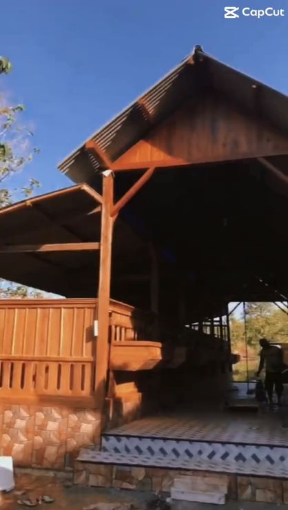 kandang kambing mewah bak vila © 2023 brilio.net