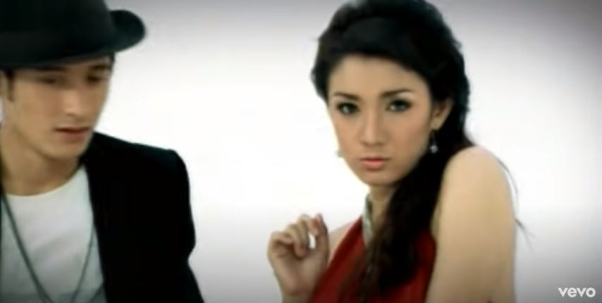 melly mono mantan ariel noah saat SMA © 2023 brilio.net