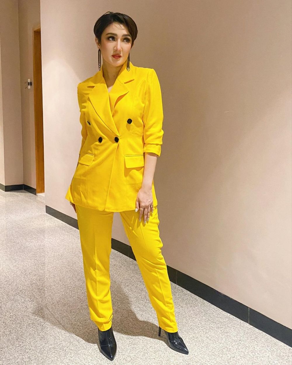 melly mono mantan ariel noah saat SMA © 2023 brilio.net