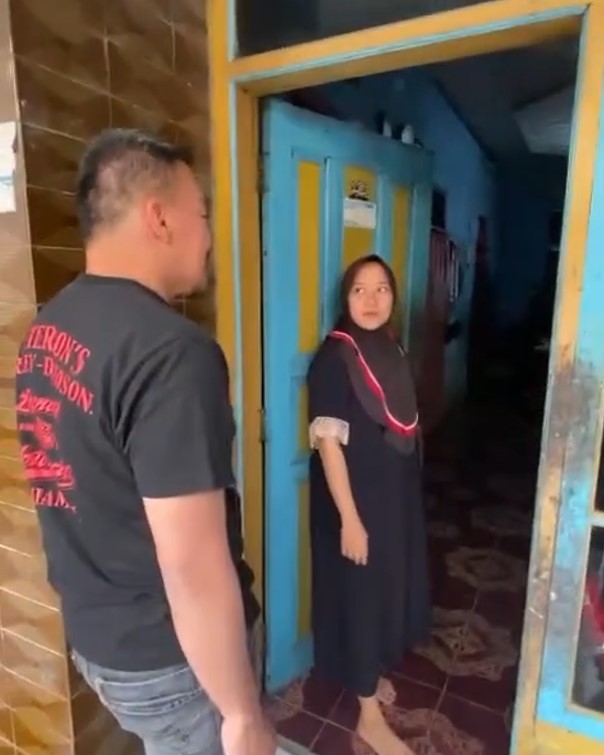 Jennifer Dunn temani Faisal Haris blusukan © Instagram Jennifer Dunn temani Faisal Haris blusukan © Instagram