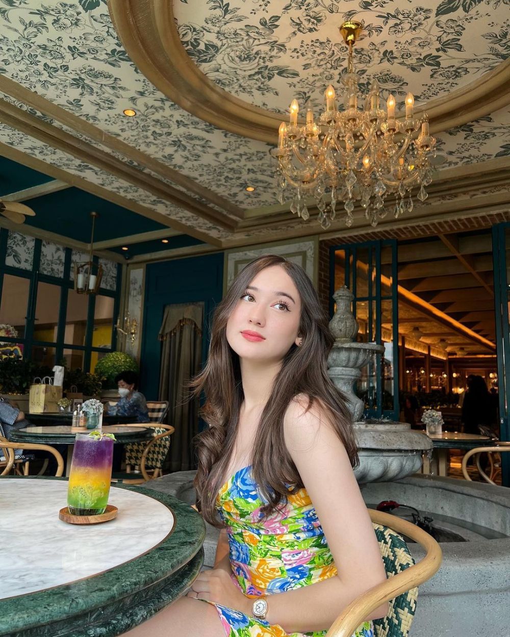 pesona Laura Moane ternyata punya keturunan Jawa-Inggris © 2023 brilio.net