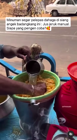 Tampilan jus buah ini seger abis, tapi lihat 11 potret proses pembuatannya justru bikin meringis