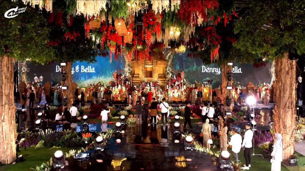 momen resepsi pernikahan denny caknan dan bella bonita bak pesta rakyat © berbagai sumber