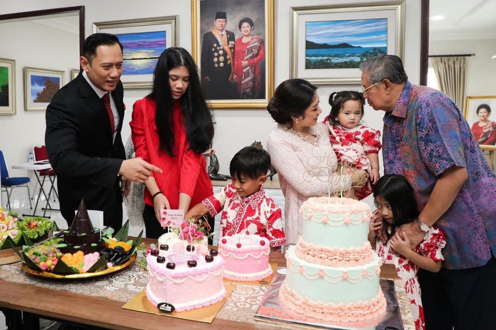 ekspresi aira anak agus yudhoyono di acara ulang tahun jadi sorotan © berbagai sumber