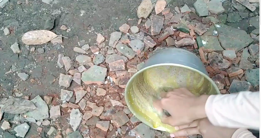 Tanpa sabun, begini cara mudah hilangkan noda bekas kunyit di panci cuma pakai 1 bahan dapur