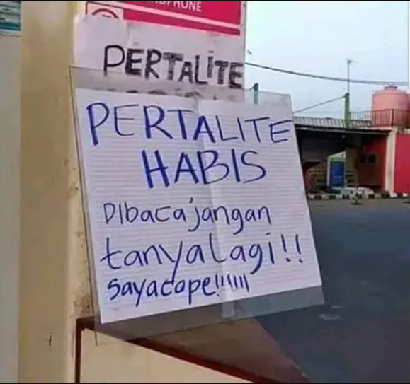 11 Tulisan lucu di pengumuman Berbagai sumber