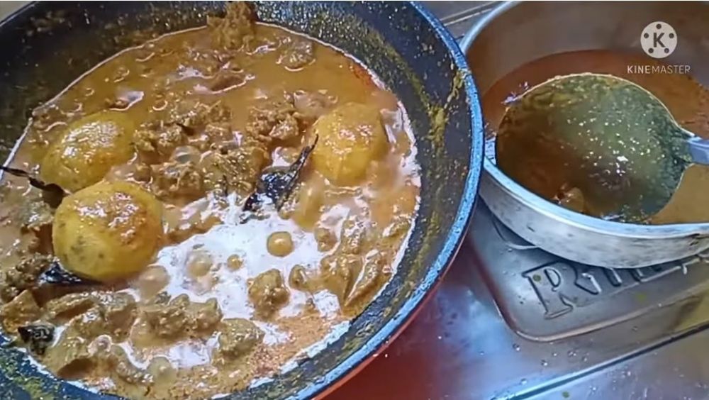 Jangan cuma ditambah kentang, begini trik mengatasi rendang yang keasinan pakai 2 bahan dapur
