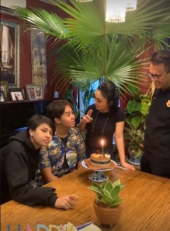 transformasi Cavin anak sulung Yuni Shara yang sudah dewasa © 2023 brilio.net