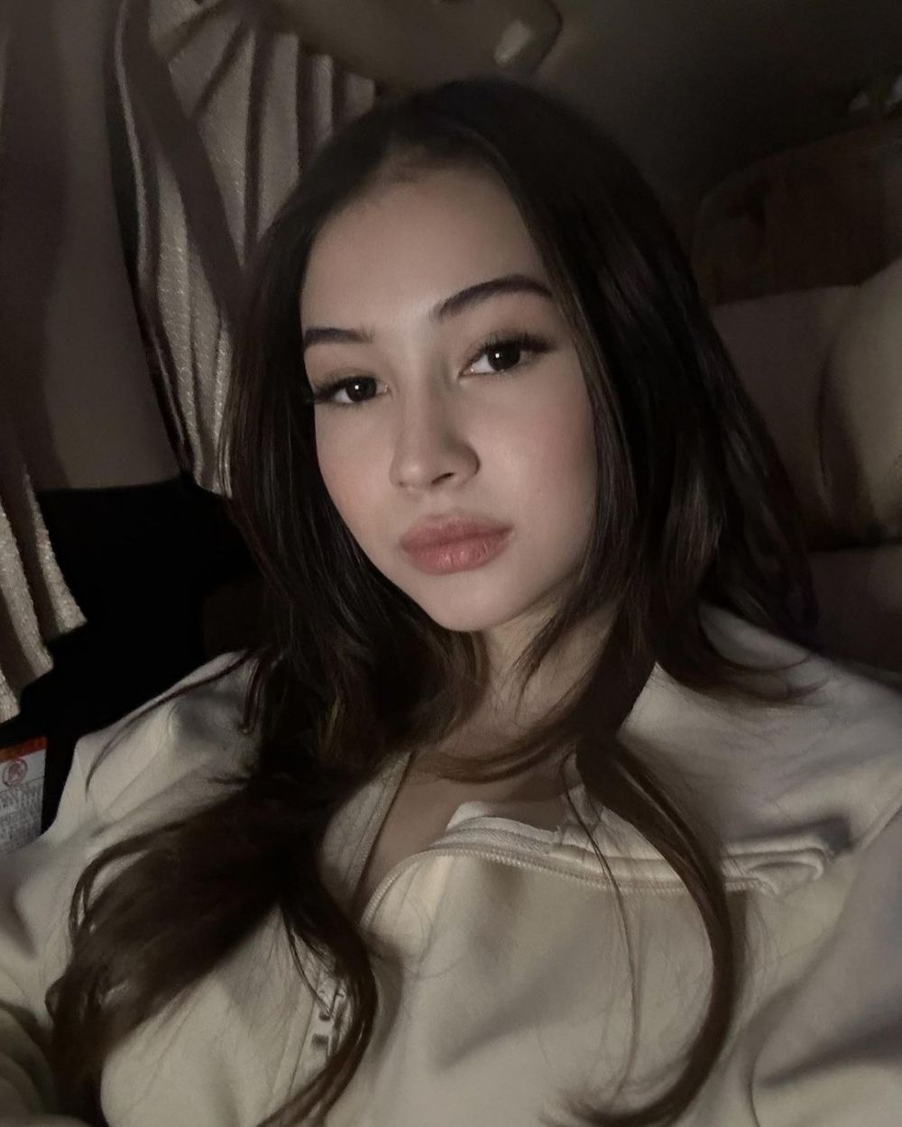 gaya Sandrina Michelle jadi sorotan © Instagram