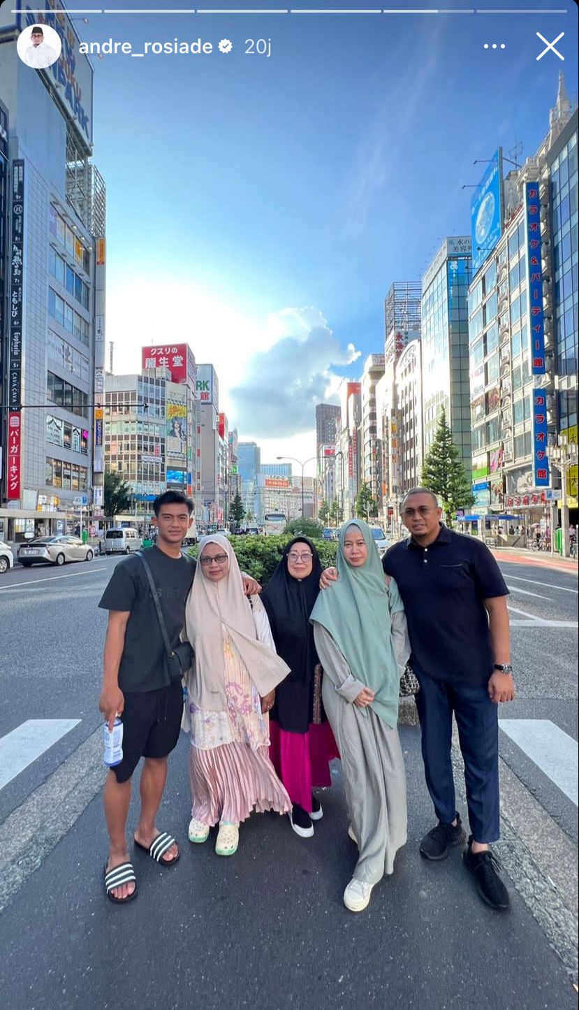 kedekatan arhan dan mertua © instagram