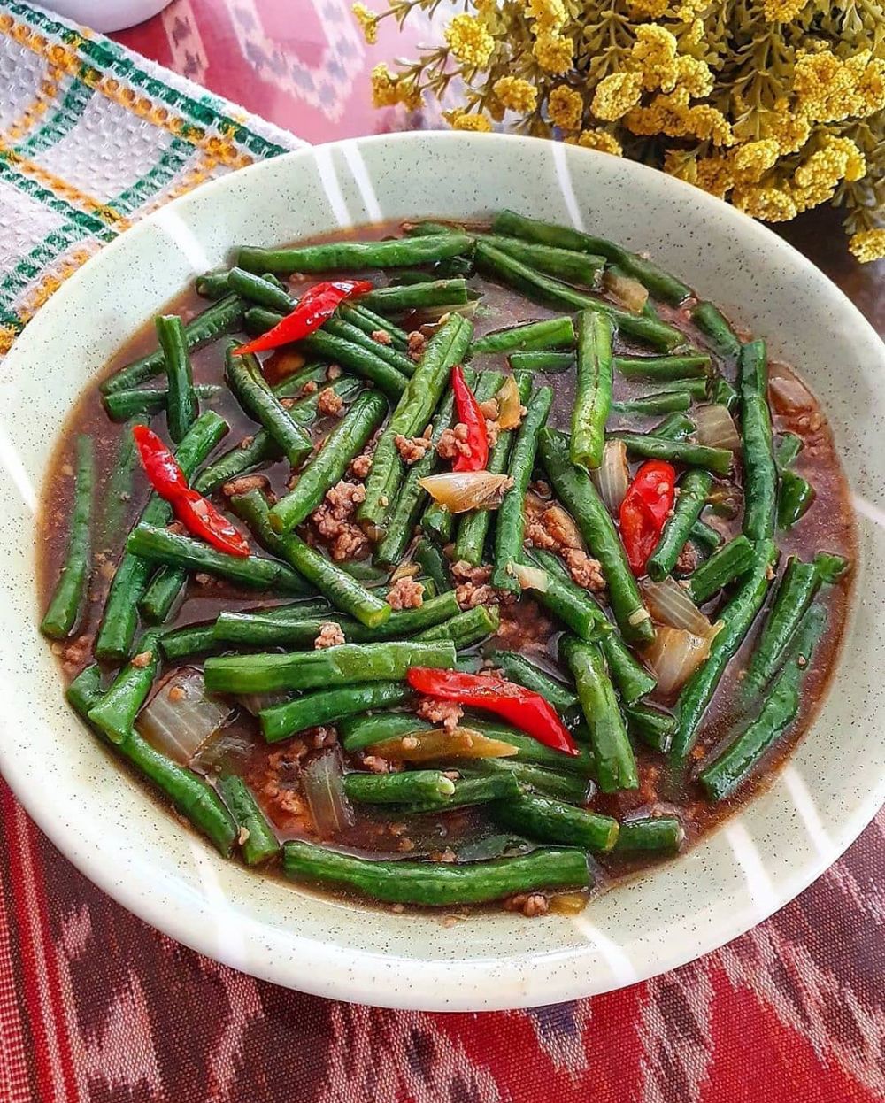 15 Resep kacang panjang daging sapi, enak, spesial, tinggi nutrisi, dan gampang dibuat