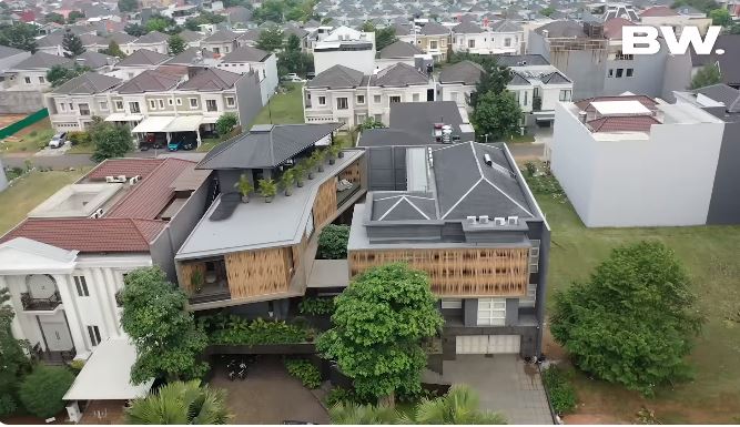 penampakan rumah boy william mirip twilight © YouTube