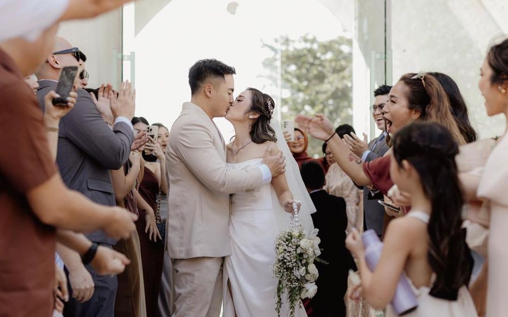  momen pemberkatan nikah gritte agatha dan arif hidayat © berbagai sumber