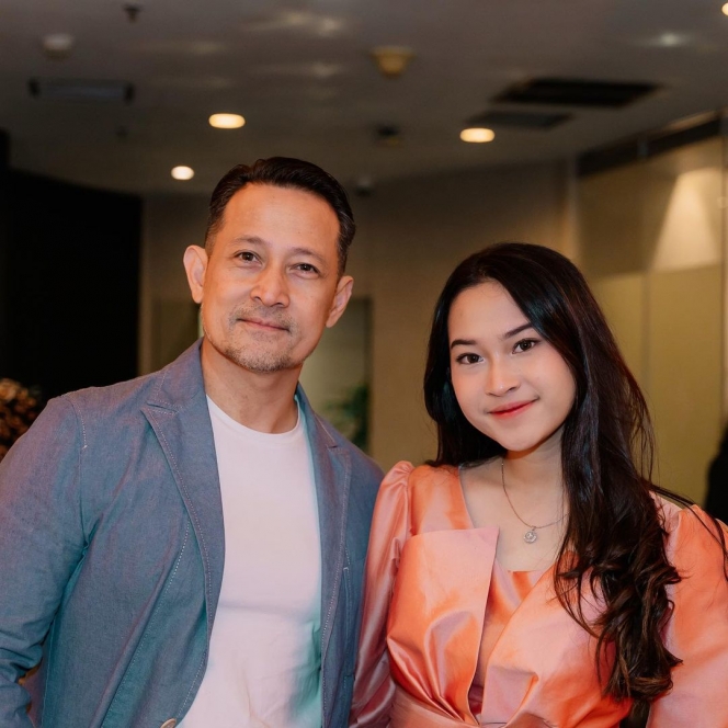 kedekatan seleb dan ayah bak kekasih © instagram