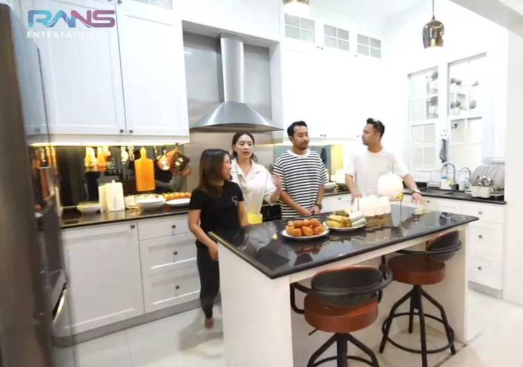 rumah kiky saputri usai nikah © YouTube