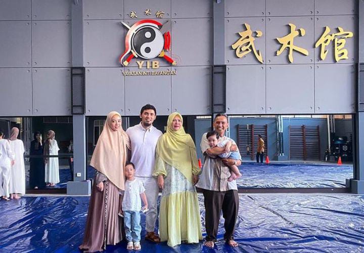 Potret kedekatan atlet bareng mertua ini bikin kagum © 2023 brilio.net Potret kedekatan atlet bareng mertua ini bikin kagum © 2023 brilio.net