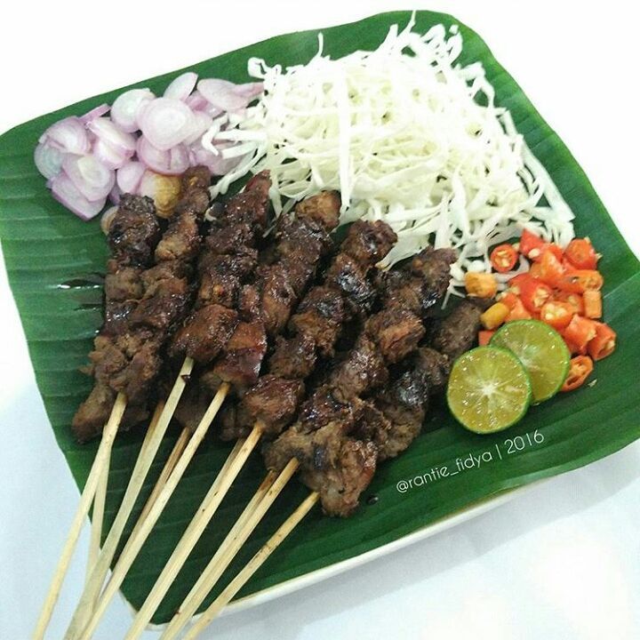 15 Resep sate daging sapi aneka bumbu, empuk, lezat, dan bikin nagih