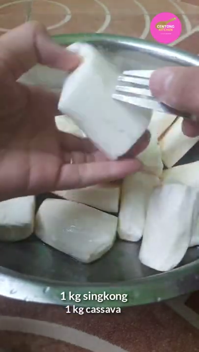 Tak perlu digoreng dua kali, ini trik bikin singkong goreng yang renyah dan merekah sempurna