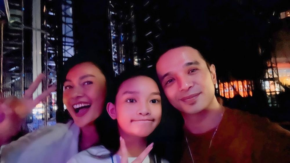  kekompakan gitaris band dengan buah hatinya © berbagai sumber