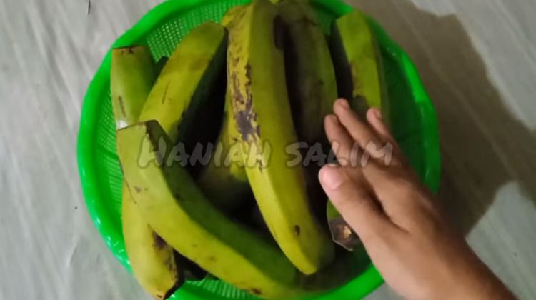 Tanpa dicuci berulang kali, ini trik bikin keripik pisang antilengket dan nggak berminyak