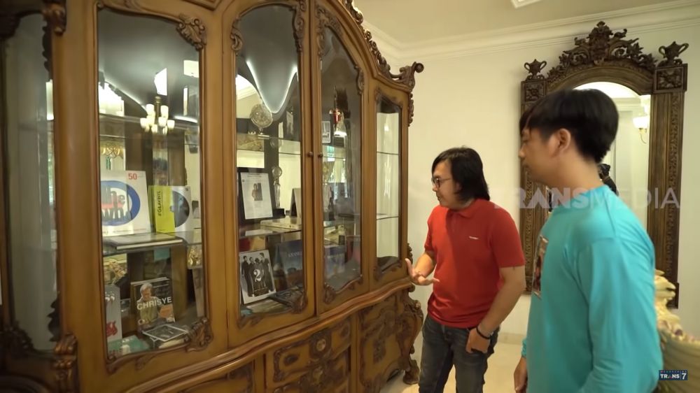 bocah dibayar nasi goreng kini punya rumah mewah Rp 20 miliar © berbagai sumber  bocah dibayar nasi goreng kini punya rumah mewah Rp 20 miliar © berbagai sumber