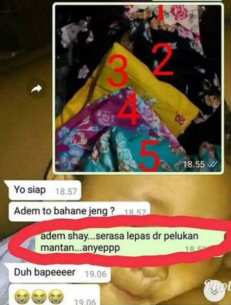 chat lucu saat transaksi online Berbagai sumber