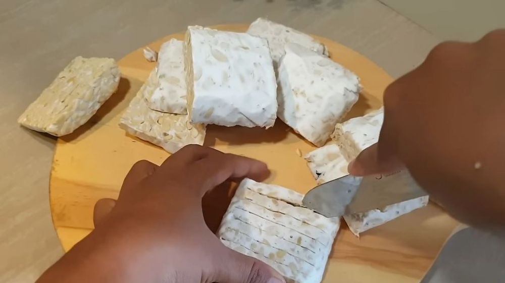 Trik menggoreng tempe supaya hasilnya renyah hingga 1 bulan, ampuh tanpa dijemur atau dibaluri tepung