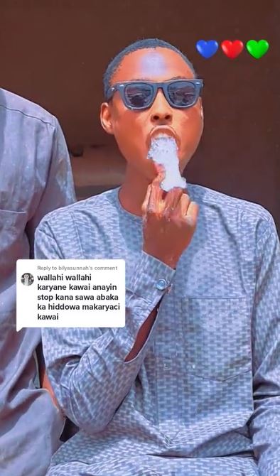 pria punya kemampuan keluarkan banyak air dari mulutnya TikTok